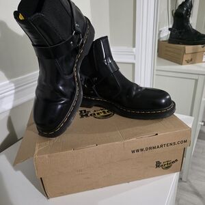 Dr. Martens Black Leather Men's Boots Size 11
